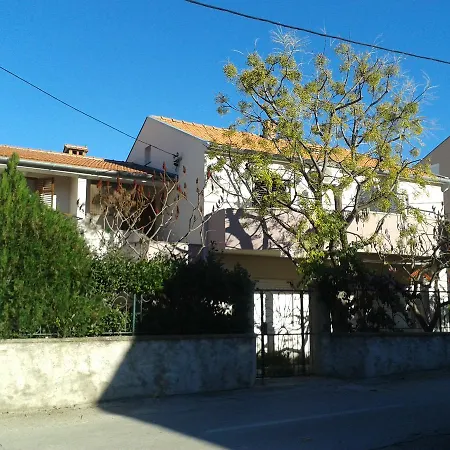 Apartment Perla