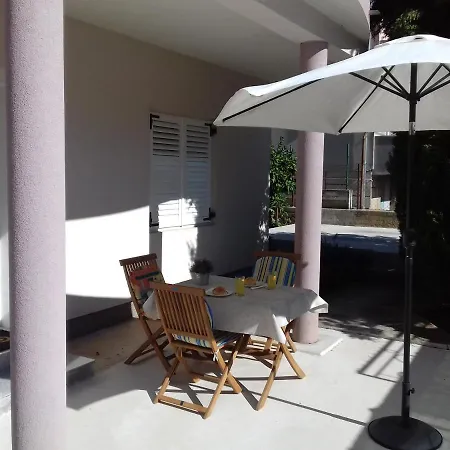 Apartment Perla *